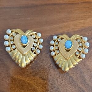 Elizabeth Taylor Vintage Earrings By Avon